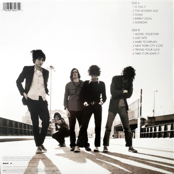 the-strokes-is-this-it-back The Strokes – Is This It (Vinyl LP)